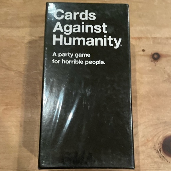 NIB Cards Against Humanity Game 4-20 players Ages 17 up any occasion gift - Picture 1 of 3